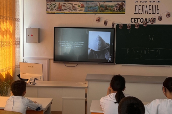 «Елецкий орта мектебі» КММ нашақорлыққа, маскүнемдікке, лудоманияға, дропперлікке, буллингке және т.б. қарсы тақырыптарда деректі фильмдер мен әлеуметтік бейнероликтердің көрсетілімі ұйымдастырылды.